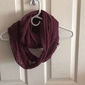 Infiniti scarf